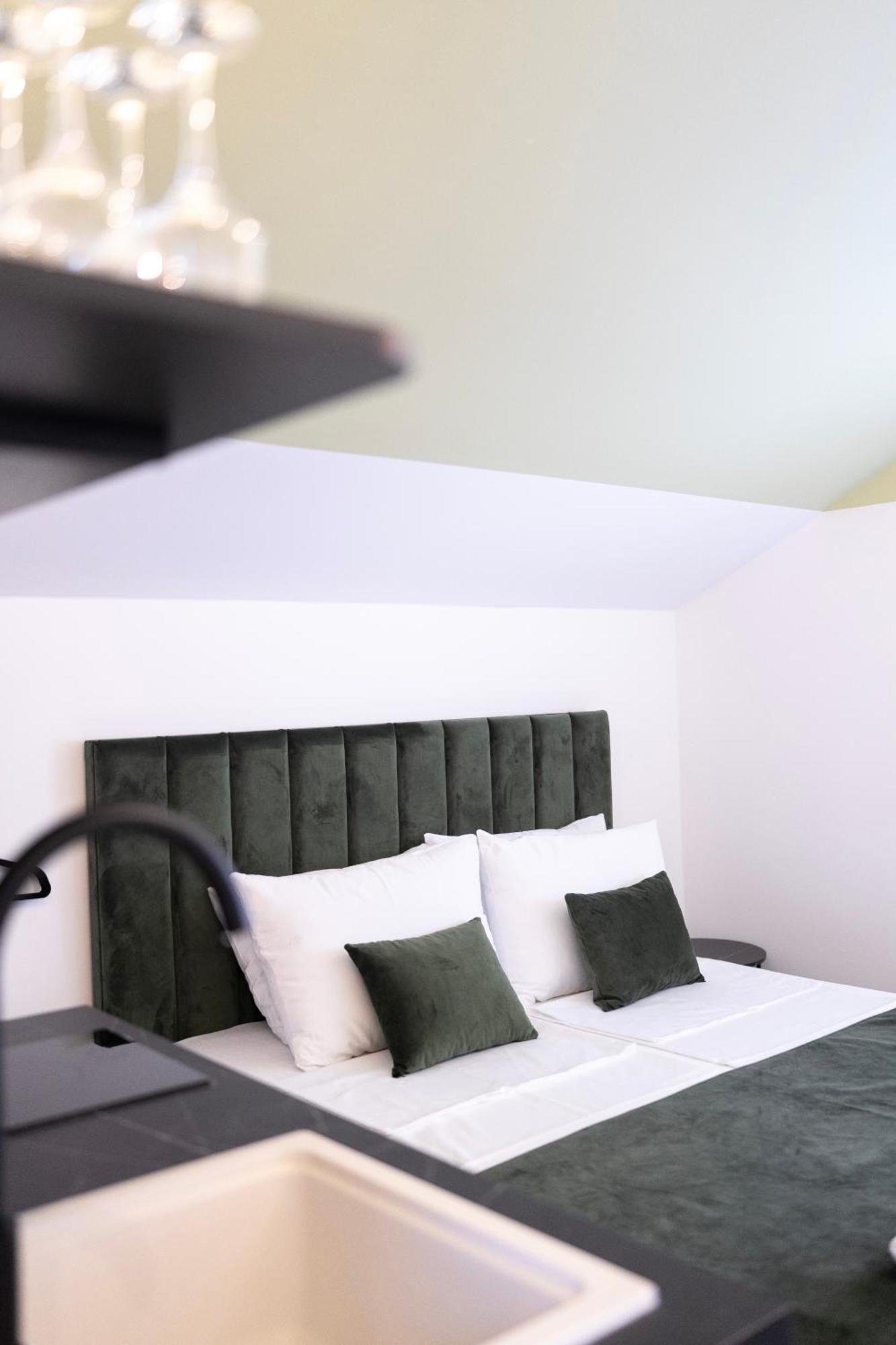 Regent Blue Apartments - Free Private Parking Мостар Екстер'єр фото