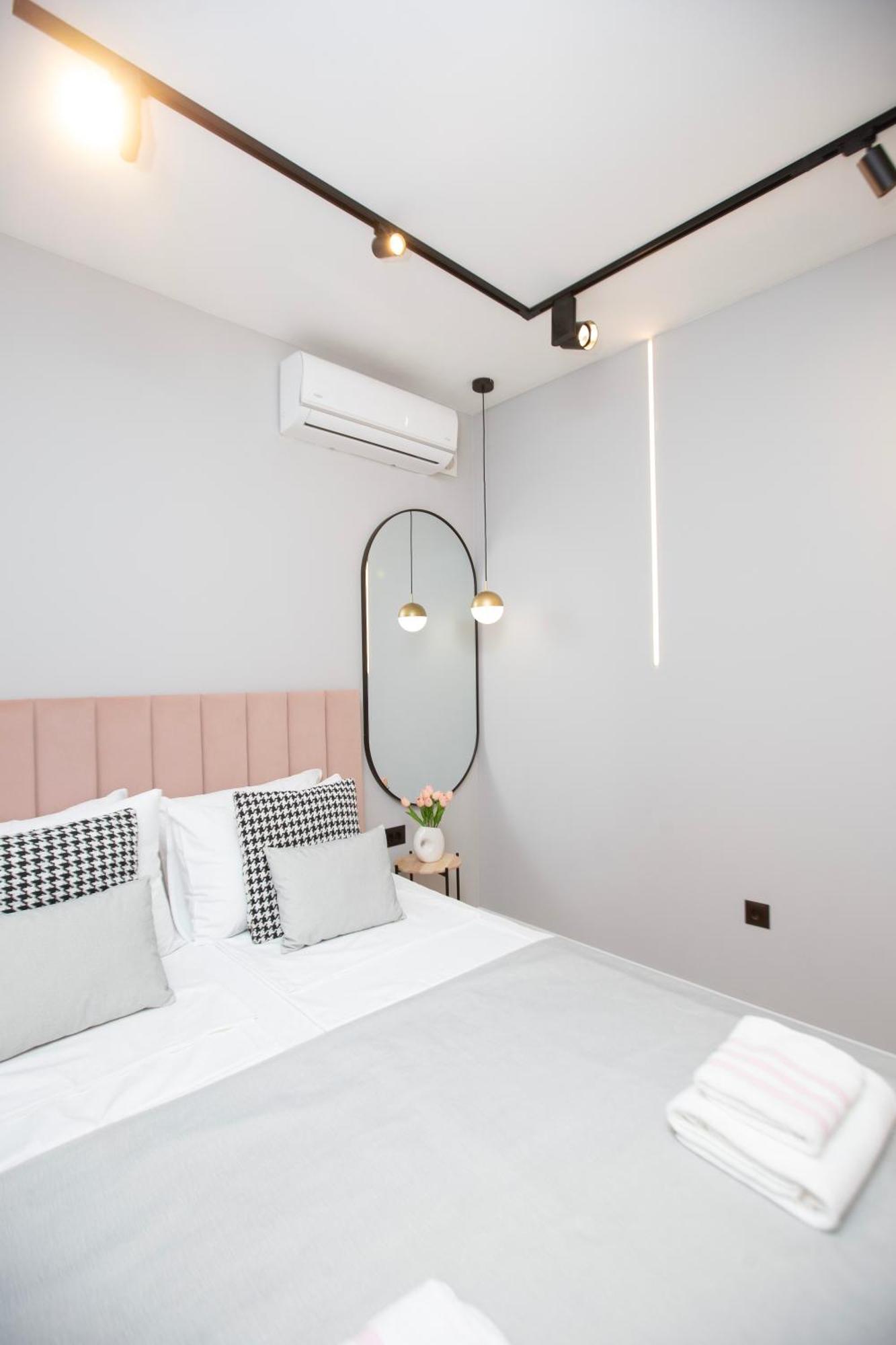 Regent Blue Apartments - Free Private Parking Мостар Екстер'єр фото